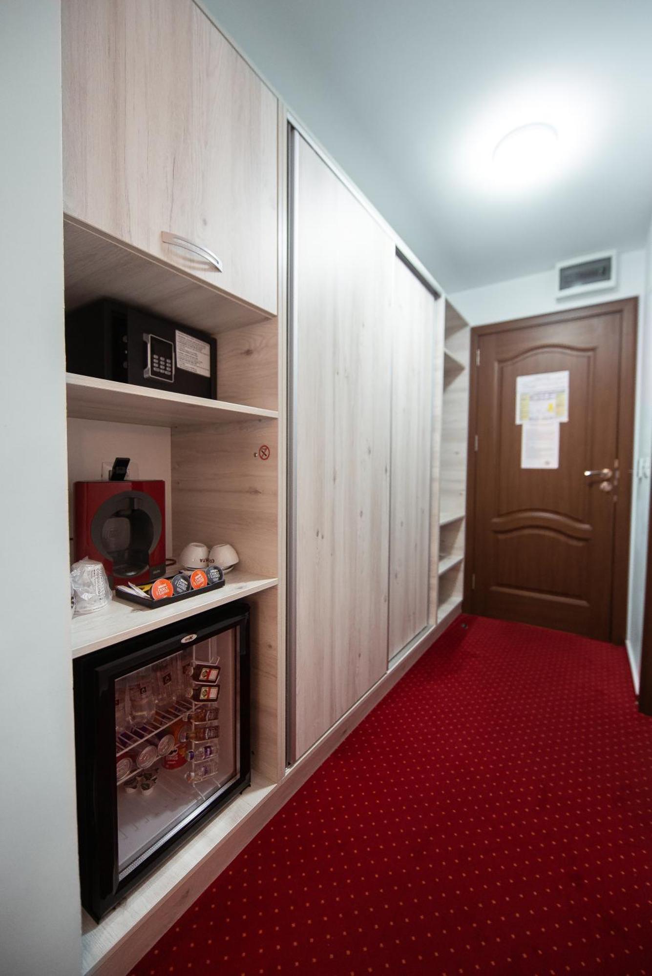 Km Zero - Hotel Vama Veche